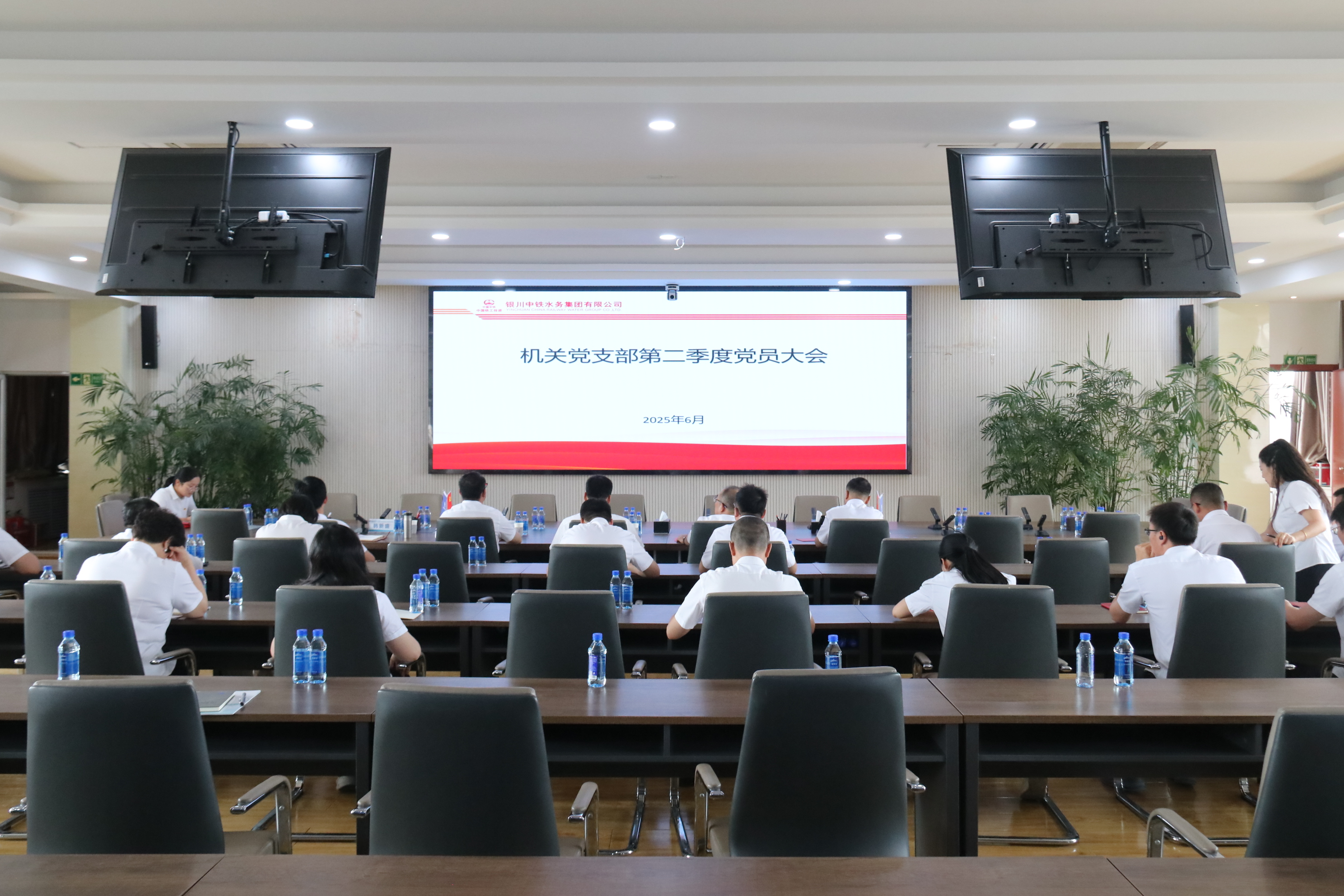 党建品牌展播 | 万象城手机在线官网_万象城(中国)机关党支部:红旗领航 五心聚能